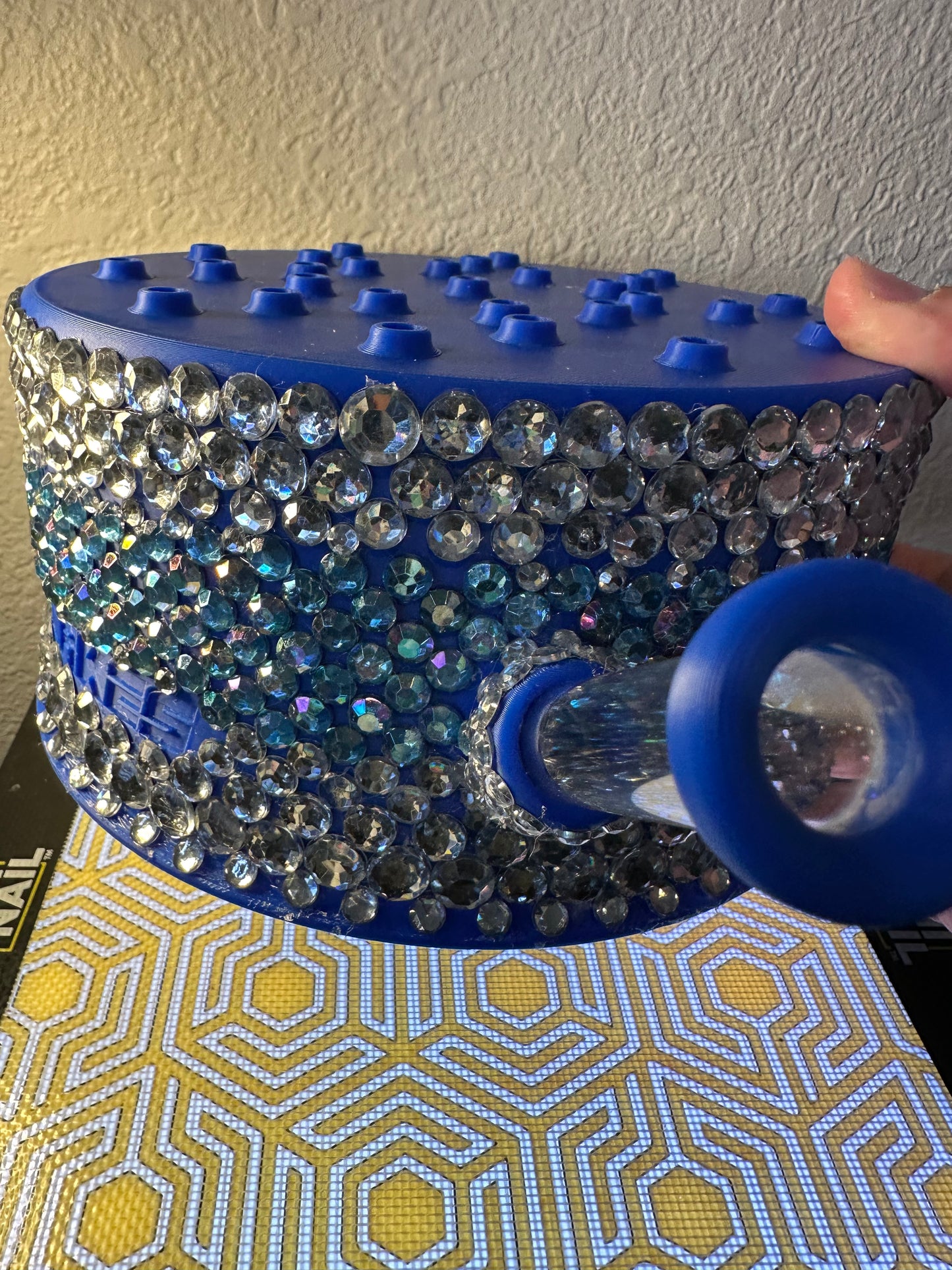28 hole bling cake π