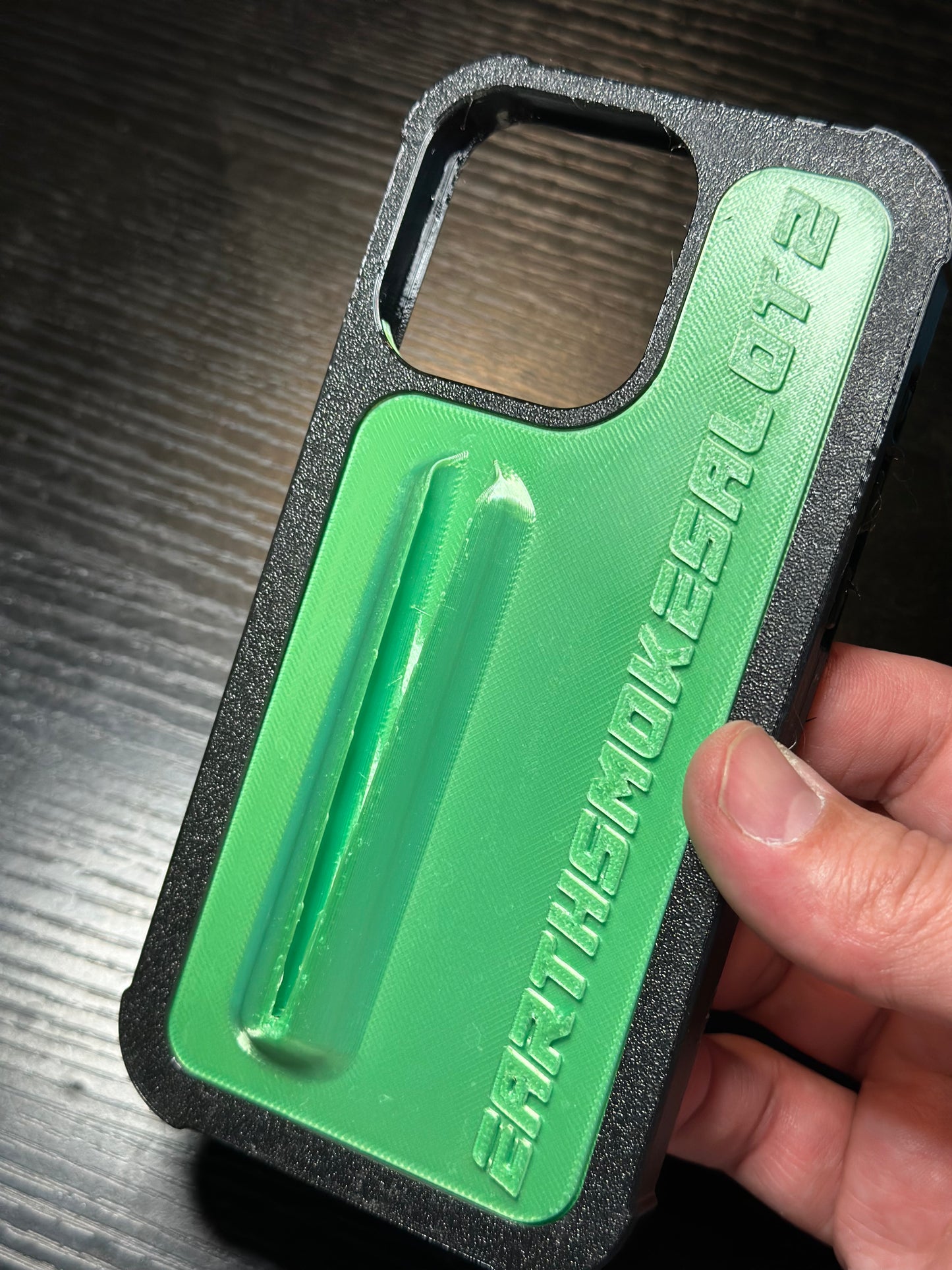 Earthsmokesalot2 green phone case