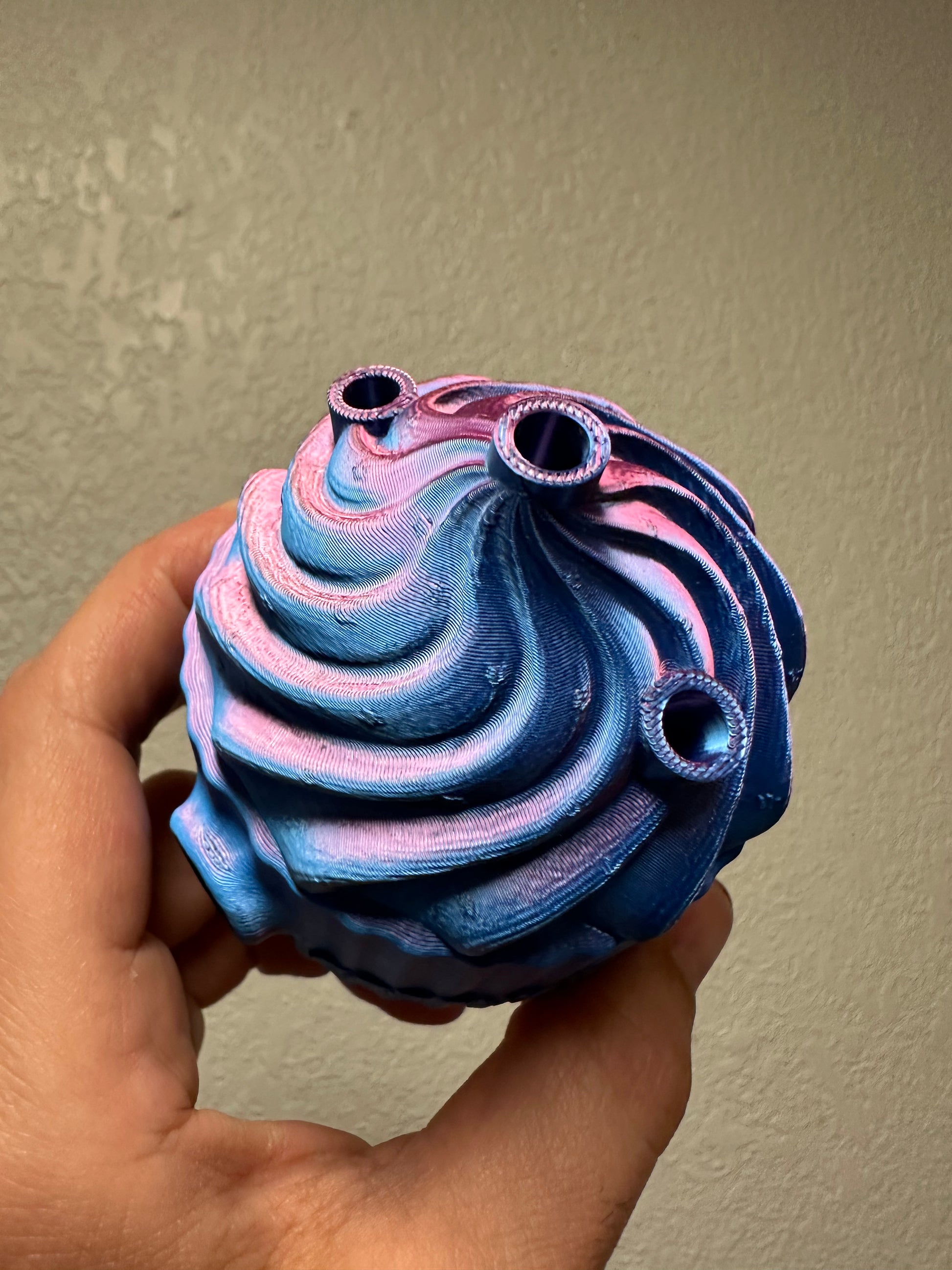 New multicolor swirl top cupcake! 🧁