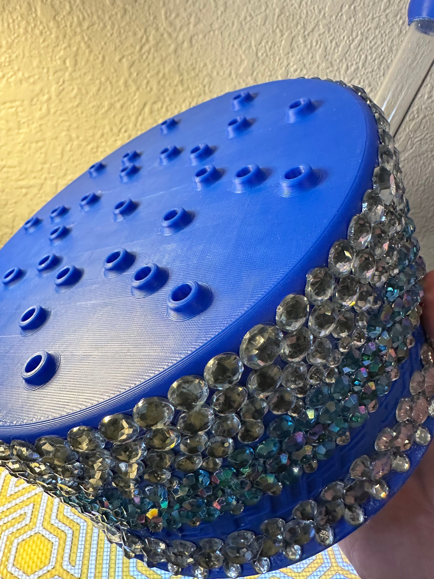 28 hole bling cake 🎂